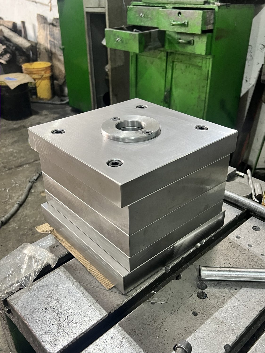 Conjunto de placas para molde fabricado por Porta Moldes y Troqueles Mecalco